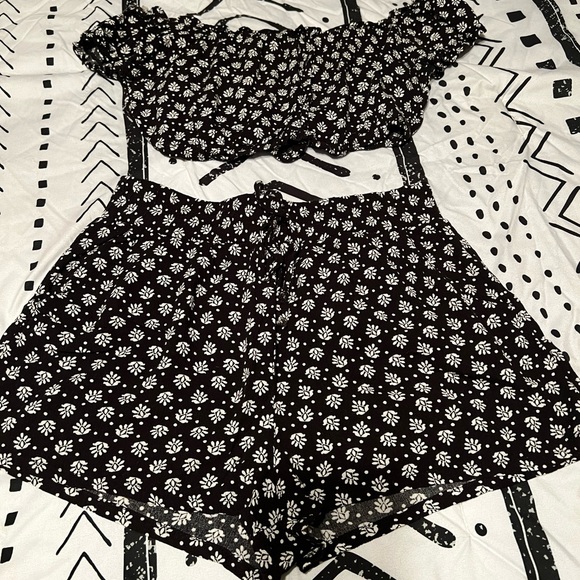 SHEIN Other - SHEIN two piece outfit